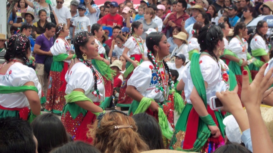 Puebla shop dress history